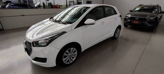 HYUNDAI HB20 1.6 COMFORT PLUS 16V FLEX 4P MANUAL